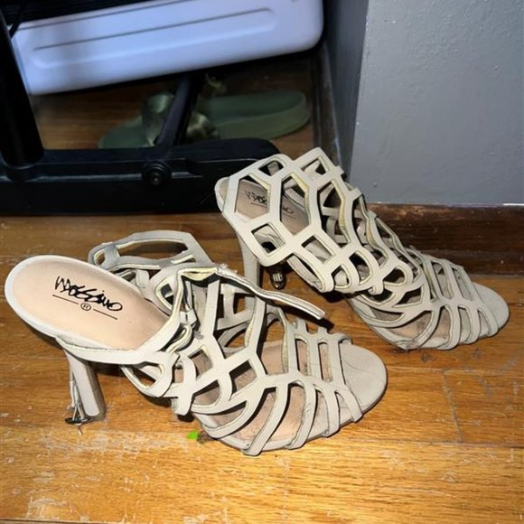 Summer Formal Heels - Picture 1 of 2